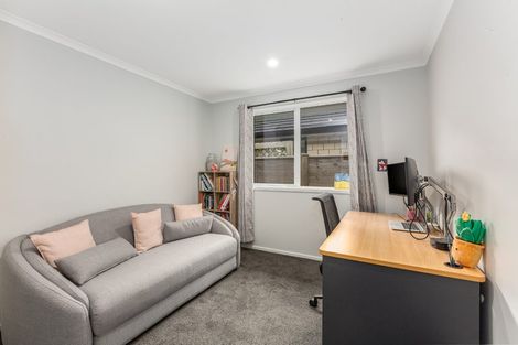 Photo of property in 44 Martingale Drive, Whitby, Porirua, 5024