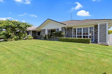 Photo of property in 5 Harrowfield Drive, Harrowfield, Hamilton, 3210