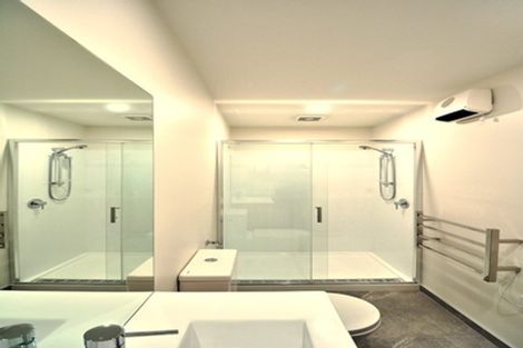 Photo of property in 2/296 Hereford Street, Christchurch Central, Christchurch, 8011