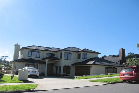 Photo of property in 335 Hill Road, The Gardens, Auckland, 2105