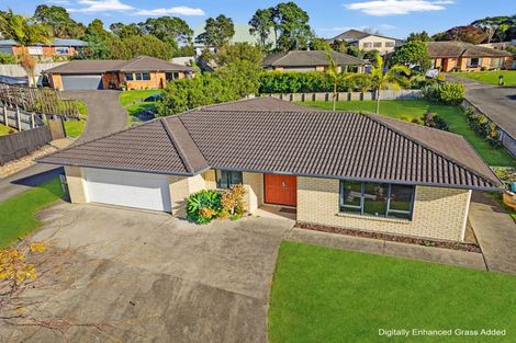 Photo of property in 40 Te Kauri Place, Helensville, 0800