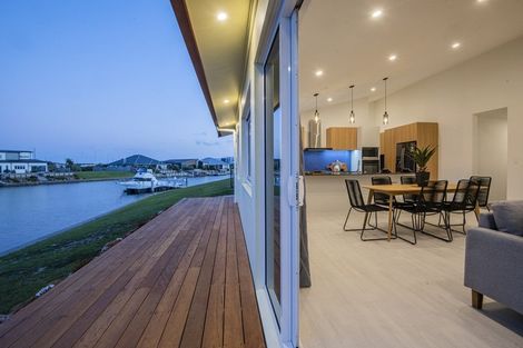 Photo of property in 17 Stace Hopper Drive, One Tree Point, 0118