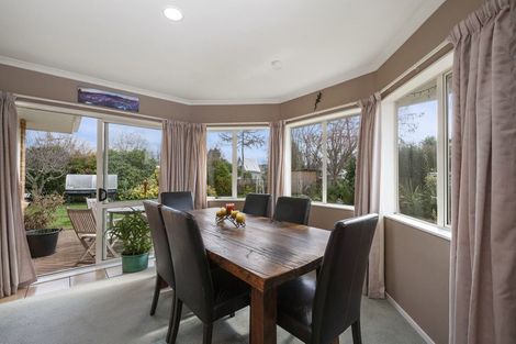 Photo of property in 8 Antonia Place, Kinloch, Taupo, 3377