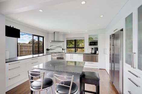 Photo of property in 2 Golf Grove, St Andrews, Hamilton, 3200