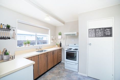 Photo of property in 25a Rosedale Crescent, Cloverlea, Palmerston North, 4412