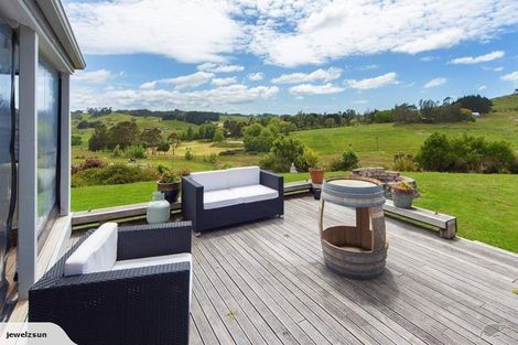 Photo of property in 25 Hull Road, Waitoki, Kaukapakapa, 0871