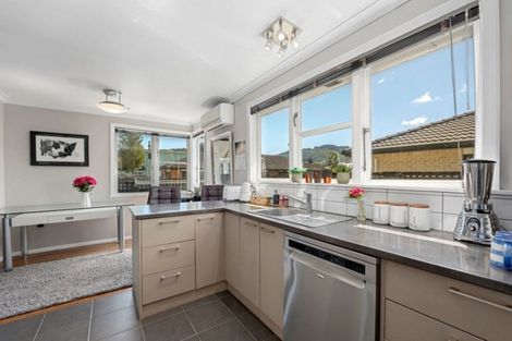 Photo of property in 30 Sheridan Crescent, Trentham, Upper Hutt, 5018