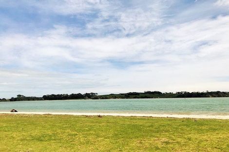 Photo of property in 63 Clarks Beach Road, Clarks Beach, 2122