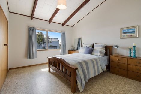 Photo of property in 207 Seaforth Road, Waihi Beach, 3611