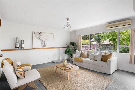 Photo of property in 35 Bucknell Street, Sockburn, Christchurch, 8042
