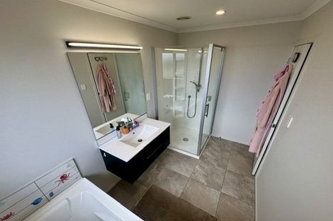 Photo of property in 168 Navigation Drive, Whitby, Porirua, 5024