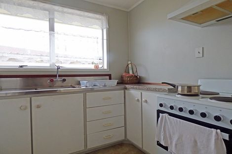 Photo of property in 6 Serrano Place, Clover Park, Auckland, 2023