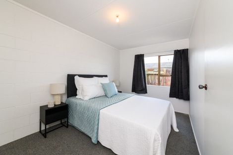 Photo of property in 9 Denver Place, Milson, Palmerston North, 4414