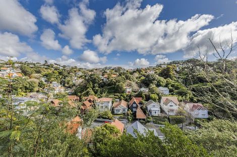 Photo of property in 29b North Terrace, Kelburn, Wellington, 6012