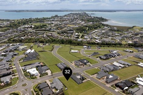 Photo of property in 32 Ridge Drive, Omokoroa, 3114