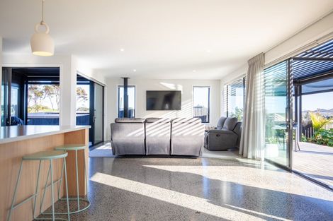 Photo of property in 4 Omahina Street, Raglan, 3225