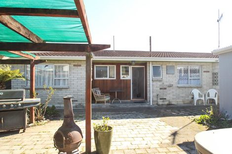 Photo of property in 2/206 Mcleod Street, Camberley, Hastings, 4120