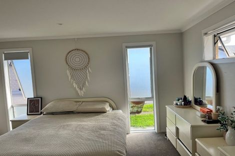 Photo of property in 17 Richardson Road, Omokoroa, 3114