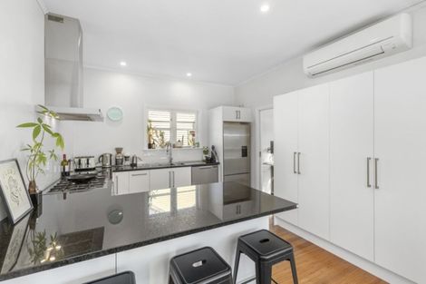 Photo of property in 89 Riverside Drive, Waiwhetu, Lower Hutt, 5010