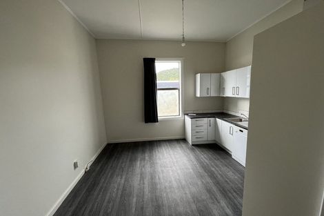 Photo of property in 43 Boundary Street, Greymouth, 7805