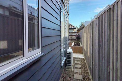 Photo of property in 24 Rangitira Avenue, Palmerston North, 4414