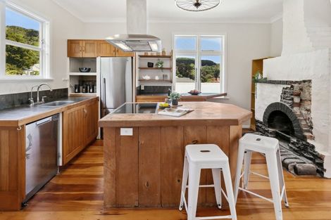 Photo of property in 61 Standen Street, Karori, Wellington, 6012