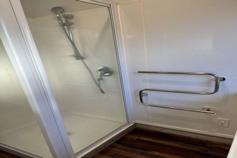 Photo of property in 2/36 Quebec Road, Milford, Auckland, 0620