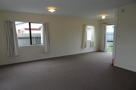 Photo of property in 7a Hetley Crescent, Taradale, Napier, 4112