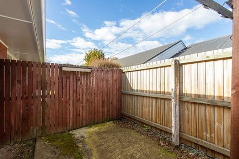 Photo of property in 1/10 Ashfield Place, Ilam, Christchurch, 8041