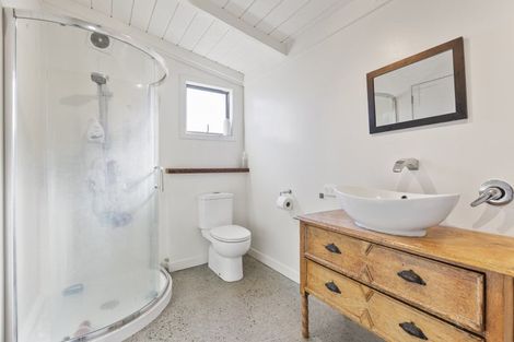 Photo of property in 2 Warre Street, Waitara, 4320