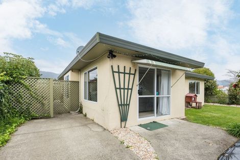 Photo of property in 2 Durham Street, Stoke, Nelson, 7011