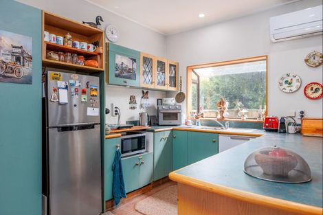 Photo of property in 16 Stanly Street, Eketahuna, 4900