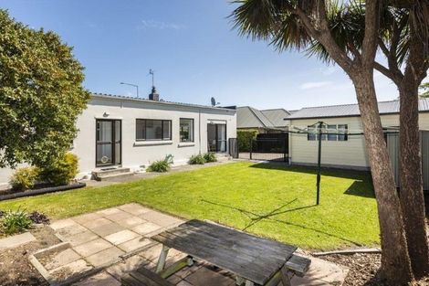 Photo of property in 202 Wairakei Road, Bryndwr, Christchurch, 8053