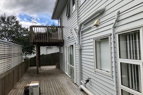 Photo of property in 32 Paramu Avenue, Birkdale, Auckland, 0626