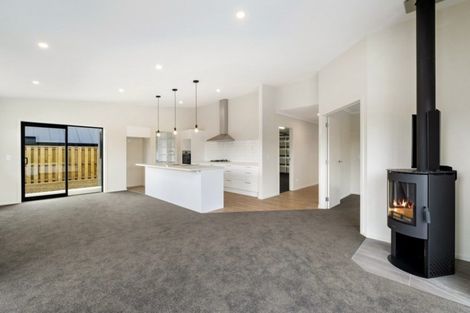 Photo of property in 12 Sawdon Street, Wanaka, 9305