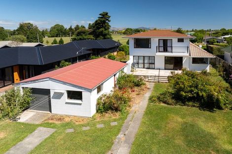 Photo of property in 49 Sturrocks Road, Redwood, Christchurch, 8051