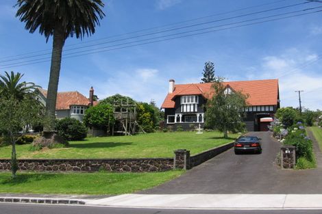 Photo of property in 16 Landscape Road, Mount Eden, Auckland, 1024