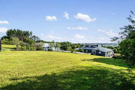 Photo of property in 176 Wishart Road, Helensville, 0875