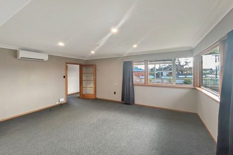 Photo of property in 122 Park Street, Winton, 9720