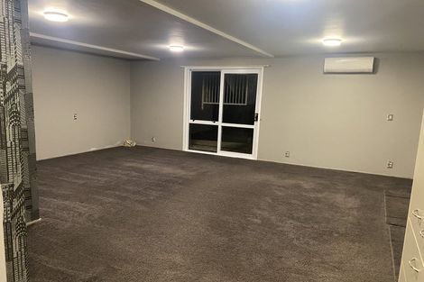 Photo of property in 22 Grays Road, Plimmerton, Porirua, 5026