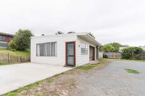 Photo of property in 3 Lena Place, Foxton, 4814