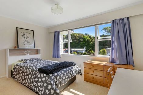 Photo of property in 35 Pembroke Street, Tawa, Wellington, 5028