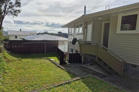 Photo of property in 92 Beazley Avenue, Paparangi, Wellington, 6037