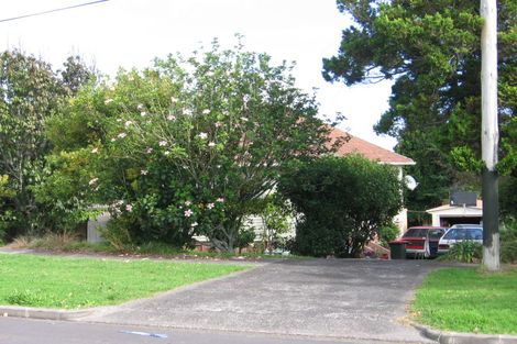 Photo of property in 17 Tyburnia Avenue, Mount Albert, Auckland, 1025