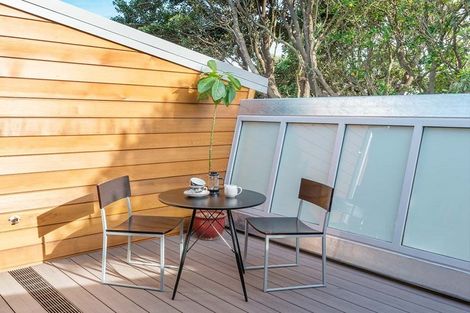 Photo of property in 29e Wai-iti Crescent, Woburn, Lower Hutt, 5010