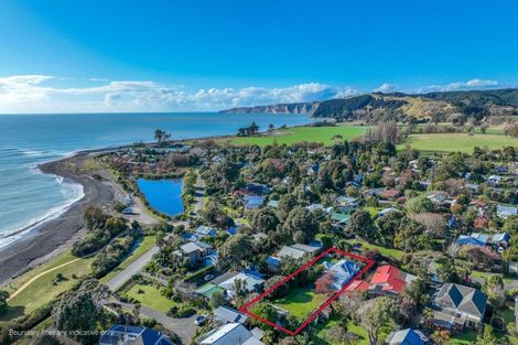 Photo of property in 11 Leyland Road, Te Awanga, 4102