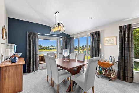 Photo of property in 22 Mamaku Drive, One Tree Point, 0118