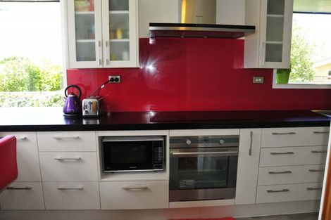 Photo of property in 6a Deepdale Street, Burnside, Christchurch, 8053