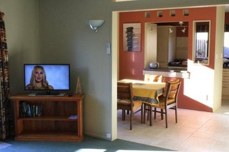 Photo of property in 9 Antrim Street, Sydenham, Christchurch, 8023