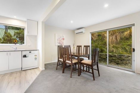 Photo of property in 27 Lochy Road, Fernhill, Queenstown, 9300